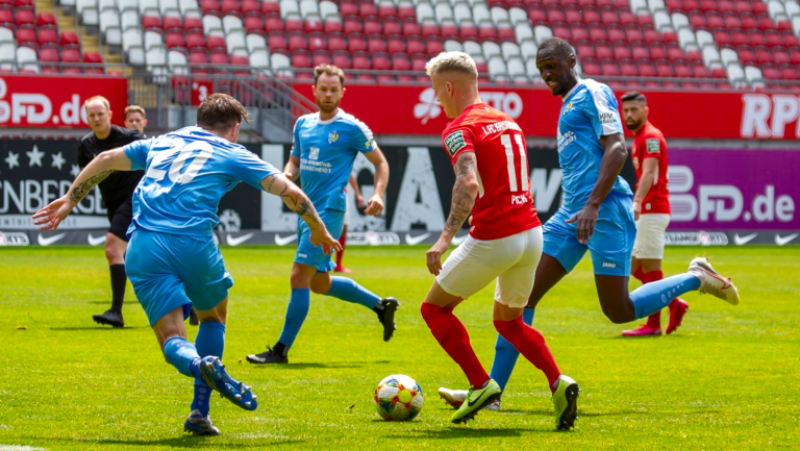 1. – 3. Liga: Tabellen nach der Corona-Pause