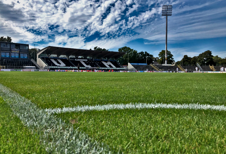 Du betrachtest gerade Regionalliga Südwest 20/21: Zuschauerzahlen des 1. Spieltag