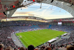 Read more about the article 1. Bundesliga: Zuschauerzahlen und Auswärtsfahrer des 4. Spieltags