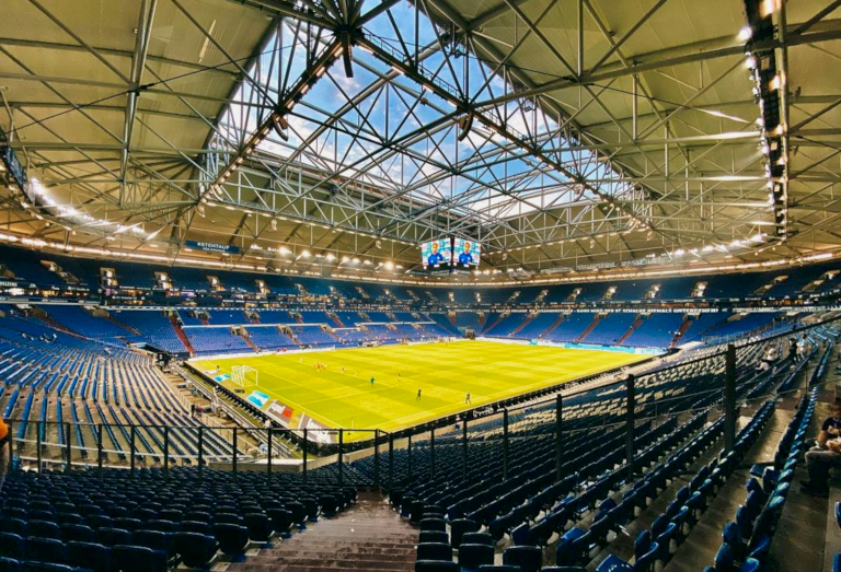 Du betrachtest gerade 2. Bundesliga: Zuschauerzahlen und Auswärtsfahrer des 5. Spieltags
