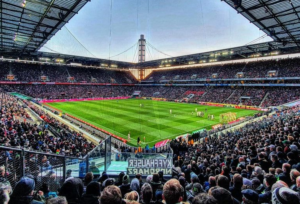 Mehr über den Artikel erfahren 1. Bundesliga: Zuschauerzahlen und Auswärtsfahrer des 13. Spieltags
