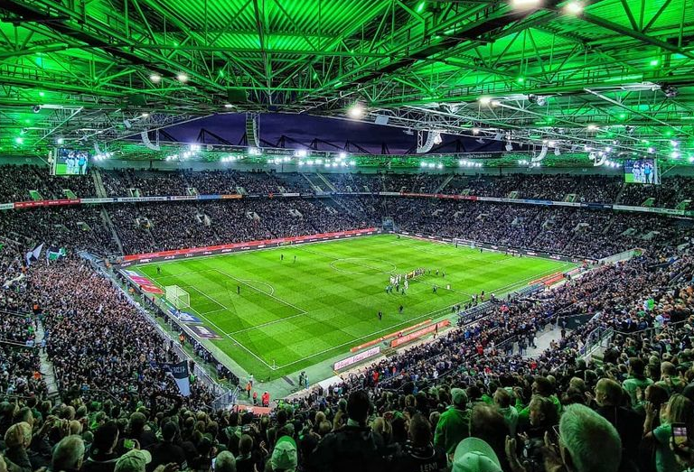 Du betrachtest gerade 1. Bundesliga: Zuschauerzahlen und Auswärtsfahrer des 10. Spieltags