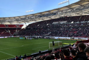 Read more about the article 1. Bundesliga: Zuschauerzahlen und Auswärtsfahrer des 23. Spieltags