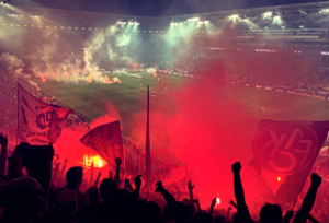 Mehr über den Artikel erfahren Relegation 2021/22: Zuschauer- und Auswärtsfahrerzahlen