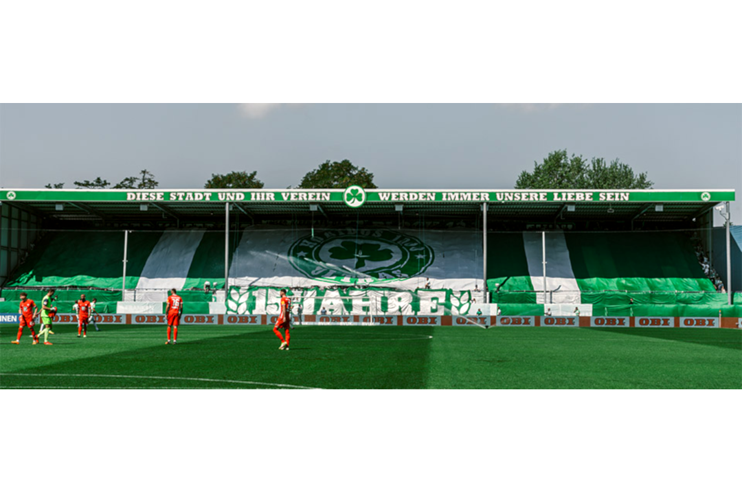 Fürth gegen Kaiserslautern 1/2 Foto: spvgg-fuerth.com