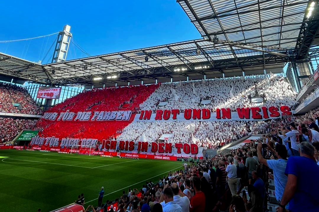 1. FC Köln gegen Schalke. Foto: Instagram @jonnywalsh_