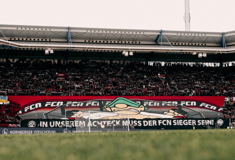 Du betrachtest gerade 2. Bundesliga 22/23: Zuschauer- und Auswärtsfahrerzahlen des 15. Spieltags