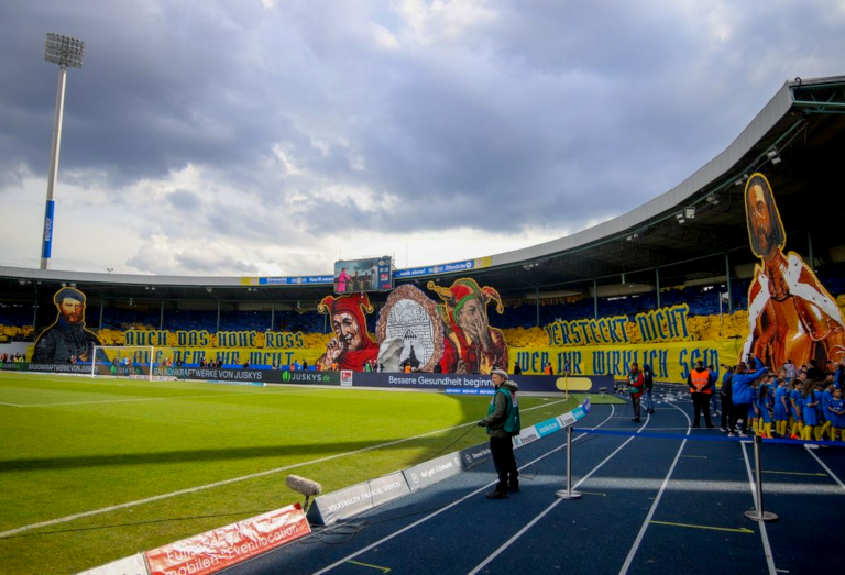 Du betrachtest gerade 2. Bundesliga 22/23: Zuschauer- und Auswärtsfahrerzahlen des 25. Spieltags