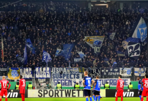 Mehr über den Artikel erfahren DFB-Pokal 22/23: Zuschauer- und Auswärtsfahrerzahlen des Achtelfinales