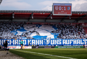 Mehr über den Artikel erfahren 2. Bundesliga 22/23: Zuschauer- und Auswärtsfahrerzahlen des 27. Spieltags