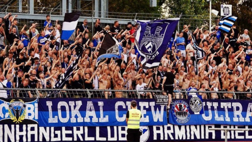 Arminia reist mit ihrem bislang größten Gästehang der Saison nach Duisburg