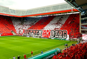 Mehr über den Artikel erfahren 140.000 Zuschauer binnen einer Woche auf dem Betzenberg