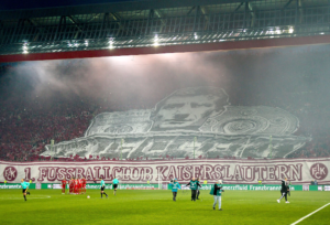 Mehr über den Artikel erfahren FCK gegen Hamburg und Köln vor vollem Haus