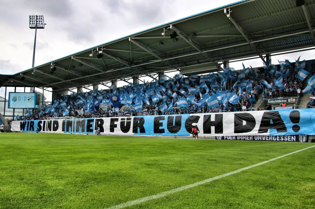 Chemnitz gegen Jena. Foto: Instagram: @fokus_fischerwiese