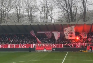 Read more about the article Video: 1.400 Kölner Fans beim Abschlusstraining