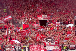 Mehr über den Artikel erfahren Viermal volles Haus: FCK startet vor vollen Rängen in das neue Jahr