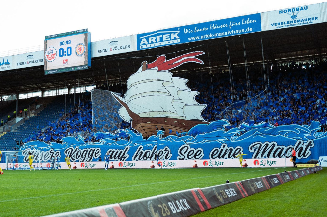 Rostock gegen Braunschweig 1/2. Foto: Instagram: @toni_rohmann