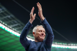 Mehr über den Artikel erfahren Christian Streich hört als Freiburg-Trainer auf – Nachfolger wird in Kürze bekannt gegeben