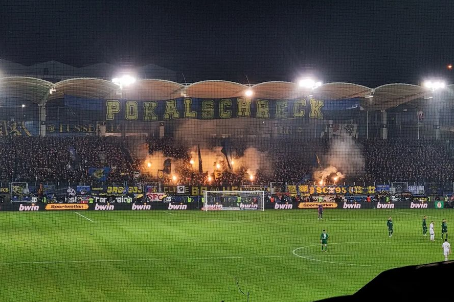 Du betrachtest gerade Kein Ausweichstadion gefunden: DFB verlegt Drittligapartie zwischen Saarbrücken und Essen