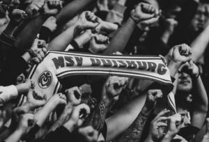 Mehr über den Artikel erfahren Duisburg erstmals viertklassig! Hier spielen die Bundesliga-Gründungsmitglieder in der neuen Saison