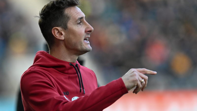 Klose, Anfang, Baumgart & Co: Die Trainer der 2. Bundesliga 2024/25