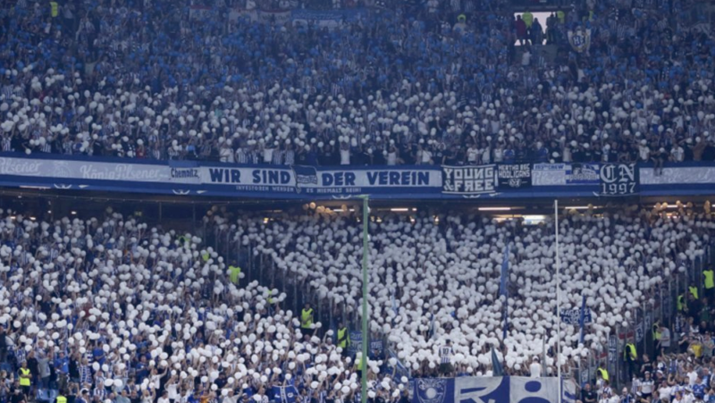 Tickets binnen Sekunden vergriffen: Hertha BSC mit vollem Gästeblock beim HSV