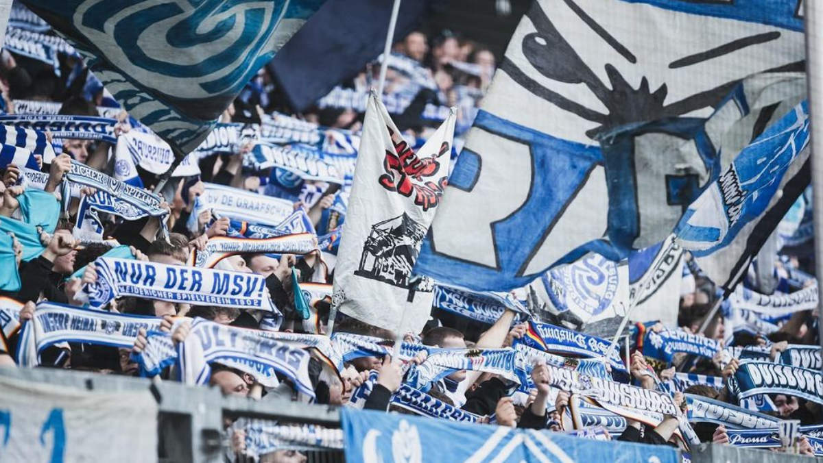Fans des MSV Duisburg sorgen für Gütersloher Rekordkulisse