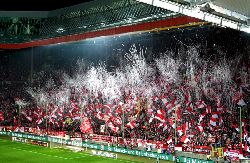 Auf dem Betzenberg und im Jahnstadion: Über 50.000 Zuschauer zum Start des 2. Spieltags