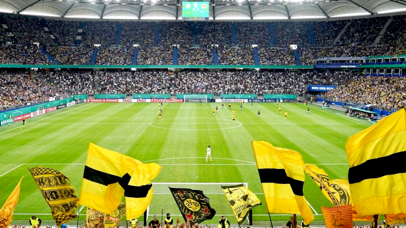 Phönix Lübeck bricht dank dem BVB Zuschauerrekord