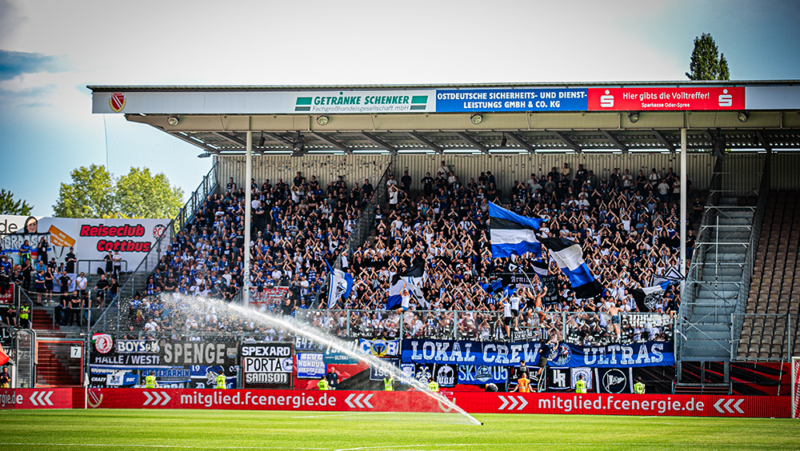 Arminia Bielefeld sorgt für Zuschauerrekord in Hannover