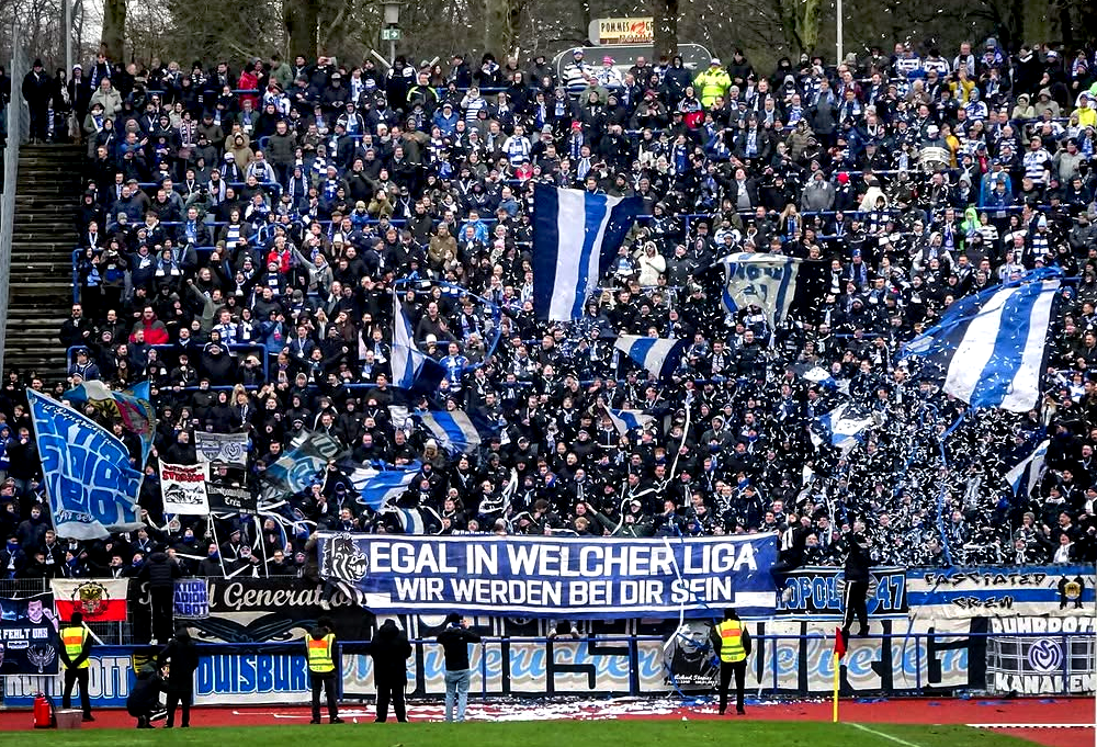 Du betrachtest gerade Duisburg bei Türkspor: Mehr Gästefans als offizielle Zuschauer