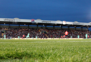 Mehr über den Artikel erfahren Kein Sicherheitskonzept: Unterhaching gegen Rostock abgesagt