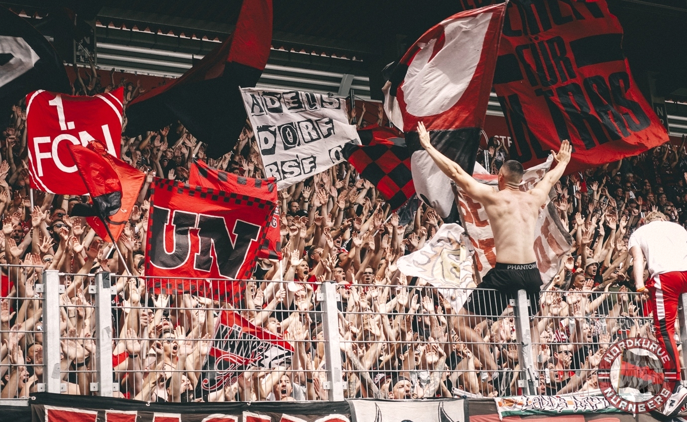 Du betrachtest gerade Ultras Nürnberg rufen Heimspiel in Regensburg aus