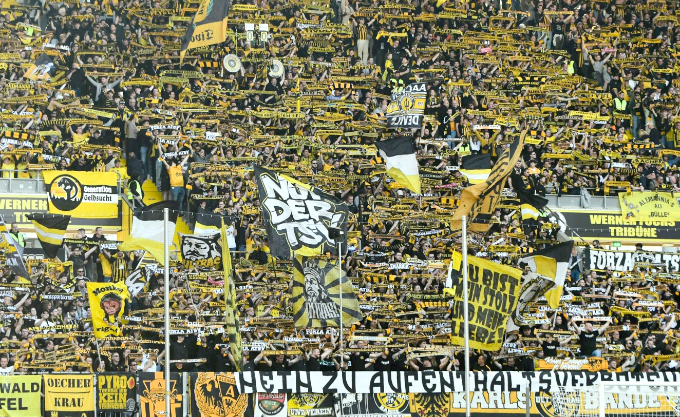 Du betrachtest gerade Aachen gegen Rostock vor größter Kulisse der Historie