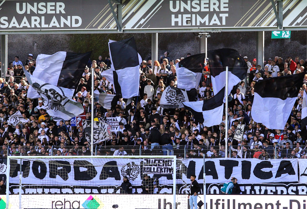 Du betrachtest gerade Elversberg mit größtem Gästeanhang der Vereinshistorie beim FCK