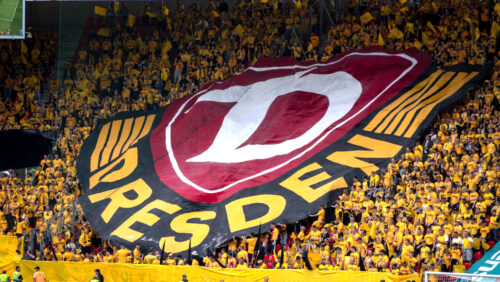 Zweitligarückkehr von Dynamo Dresden vor vollen Rängen