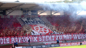 Mehr über den Artikel erfahren Umfrage: Wer wird Meister der Regionalliga Nordost?