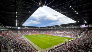 Mehr über den Artikel erfahren FC Augsburg mit erstem Bundesliga-Topspiel seit über 10 Jahren