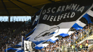 Mehr über den Artikel erfahren Bielefeld in Hannover mit größter Gästekulisse seit 6 Jahren