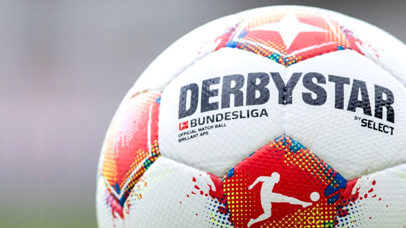 Die DFL terminiert in der Bundesliga.