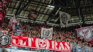 Mehr über den Artikel erfahren Energie Cottbus sorgt für größten Gästeanhang in Rostock