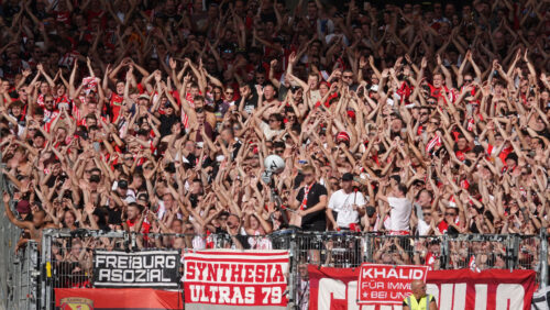 Freiburg mit größtem Gästeanhang seit Januar in Düsseldorf