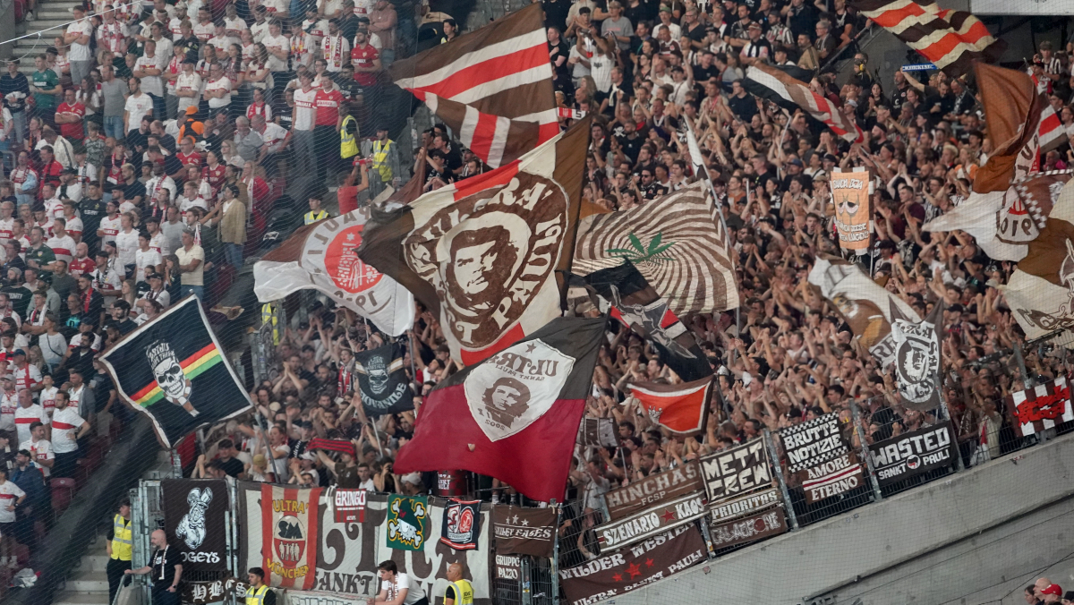 Du betrachtest gerade St. Pauli sorgt in Bremen für größte Gästekulisse