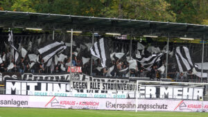 Mehr über den Artikel erfahren Oberliga-Wahnsinn! Aalen mit größter Kulisse seit der 3. Liga