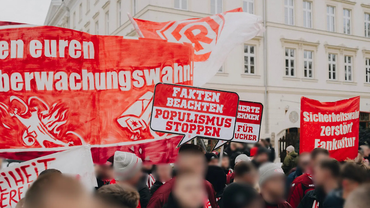 Fußball ist sicher: Große Unterstützung im ganzen Land