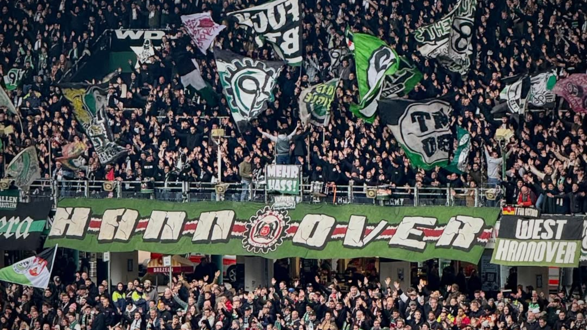 Du betrachtest gerade Hannover gegen Karlsruhe vor kleinster Kulisse der Saison