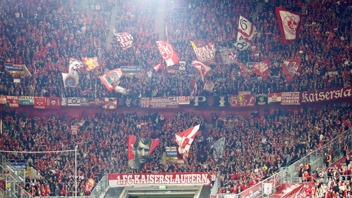 Kaiserslautern sorgt für die größte Gästekulisse in Düsseldorf