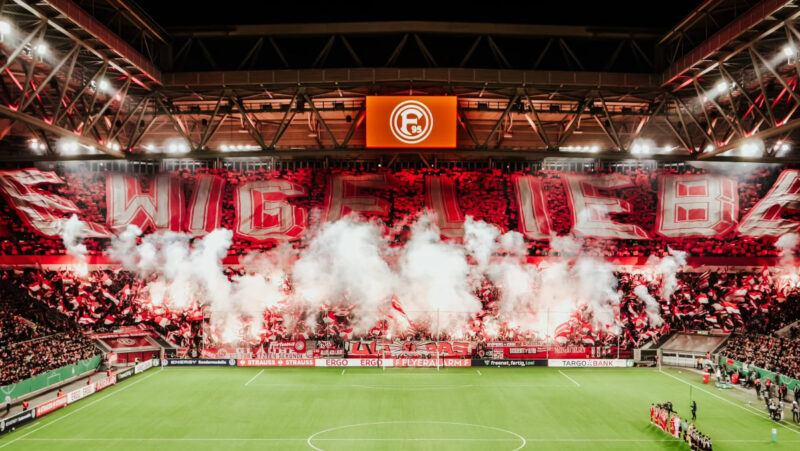 Düsseldorf gegen Fürth vor größter Kulisse der Historie