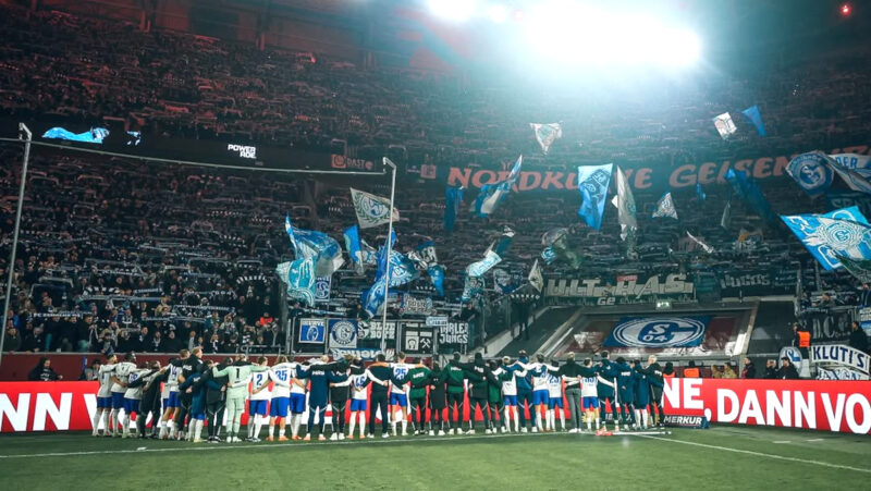 2. Liga: Schalke sorgt für größte Gästekulisse Deutschlands