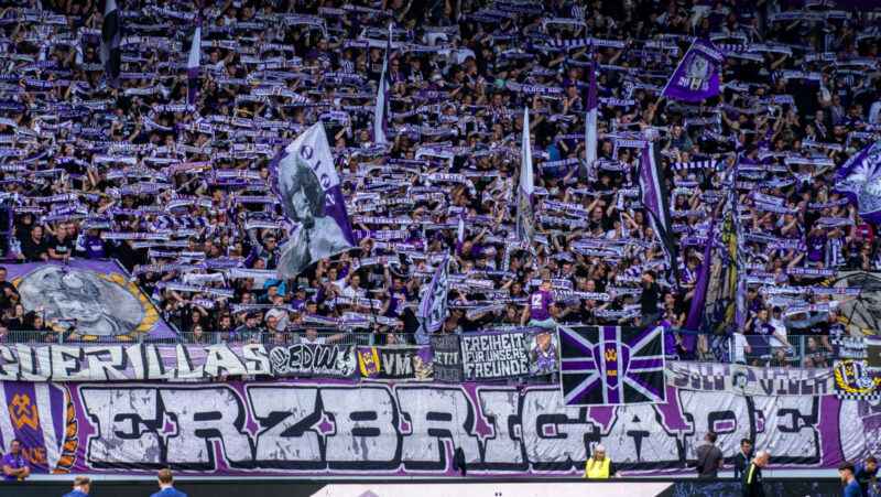 Aue stellt in Rostock Auswärtsfahrer-Rekord auf